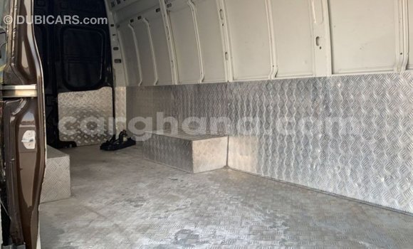 Sayi Imported Iveco Daily Brown Babbar mota in Import - Dubai a Ashanti Sayi Imported Iveco Daily Brown Babbar mota in Import - Dubai a Ashanti