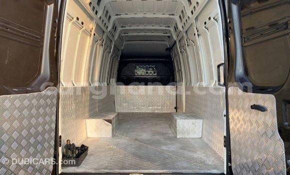 Sayi Imported Iveco Daily Brown Babbar mota in Import - Dubai a Ashanti Sayi Imported Iveco Daily Brown Babbar mota in Import - Dubai a Ashanti