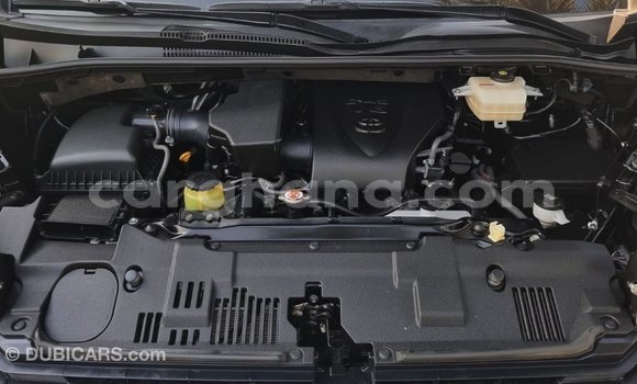 Sayi Imported Toyota Granvia Black Mota in Import - Dubai a Ashanti Sayi Imported Toyota Granvia Black Mota in Import - Dubai a Ashanti
