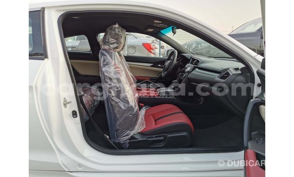 Ra Imported Honda C funfun Mọto in Import - Dubai ni Ashanti Ra Imported Honda C funfun Mọto in Import - Dubai ni Ashanti