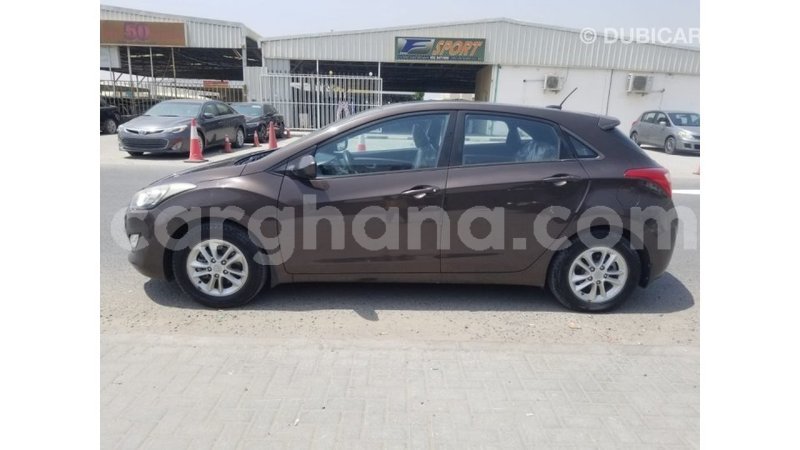 Big with watermark hyundai i30 ashanti import dubai 35885