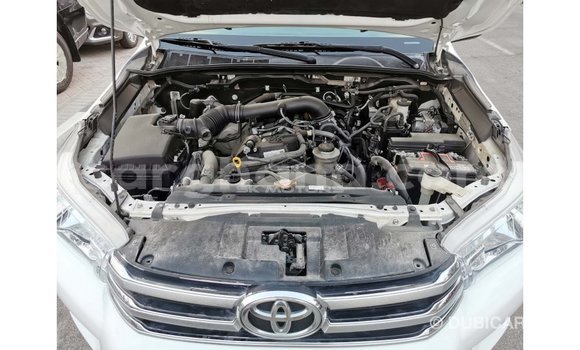 Ra Imported Toyota Hilux funfun Ọkọ̀ in Import - Dubai ni Ashanti Ra Imported Toyota Hilux funfun Ọkọ̀ in Import - Dubai ni Ashanti