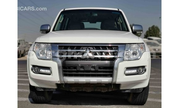Buy Import Mitsubishi Pajero White Car in Import - Dubai in Ashanti Buy Import Mitsubishi Pajero White Car in Import - Dubai in Ashanti