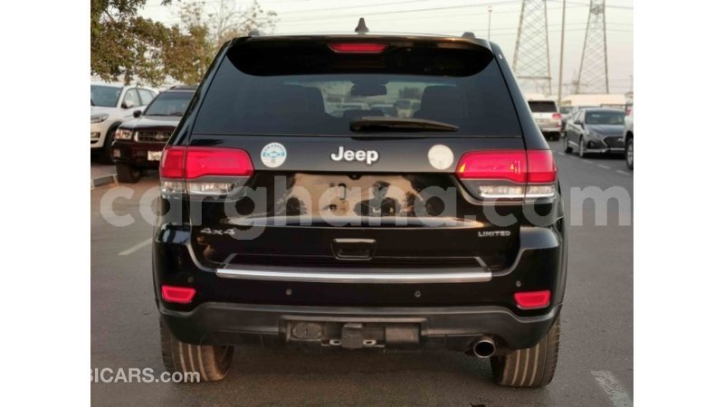 Big with watermark jeep grand cherokee ashanti import dubai 35904