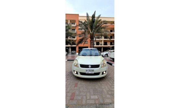 Ra Imported Suzuki Swift funfun Ọkọ̀ in Import - Dubai ni Ashanti Ra Imported Suzuki Swift funfun Ọkọ̀ in Import - Dubai ni Ashanti