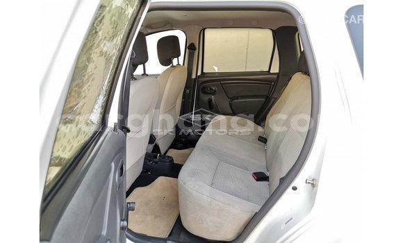 Buy Import Renault Duster White Car in Import - Dubai in Ashanti Buy Import Renault Duster White Car in Import - Dubai in Ashanti