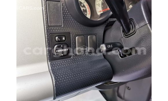 Sayi Imported Toyota FJ Cruiser Blue Mota in Import - Dubai a Ashanti Sayi Imported Toyota FJ Cruiser Blue Mota in Import - Dubai a Ashanti