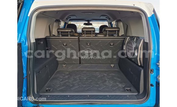 Sayi Imported Toyota FJ Cruiser Blue Mota in Import - Dubai a Ashanti Sayi Imported Toyota FJ Cruiser Blue Mota in Import - Dubai a Ashanti