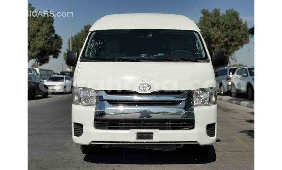 Sayi Imported Toyota Hiace White Mota in Import - Dubai a Ashanti Sayi Imported Toyota Hiace White Mota in Import - Dubai a Ashanti