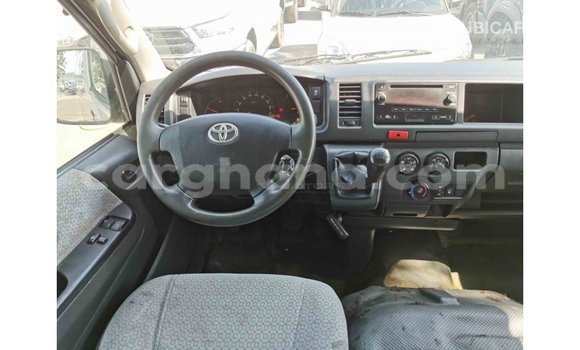 Sayi Imported Toyota Hiace White Mota in Import - Dubai a Ashanti Sayi Imported Toyota Hiace White Mota in Import - Dubai a Ashanti