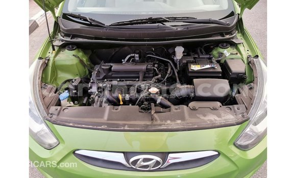 Sayi Imported Hyundai Accent Green Mota in Import - Dubai a Ashanti Sayi Imported Hyundai Accent Green Mota in Import - Dubai a Ashanti