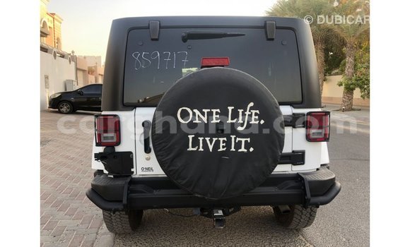 Ra Imported Jeep Wrangler funfun Ọkọ̀ in Import - Dubai ni Ashanti Ra Imported Jeep Wrangler funfun Ọkọ̀ in Import - Dubai ni Ashanti