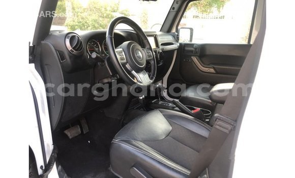 Ra Imported Jeep Wrangler funfun Ọkọ̀ in Import - Dubai ni Ashanti Ra Imported Jeep Wrangler funfun Ọkọ̀ in Import - Dubai ni Ashanti