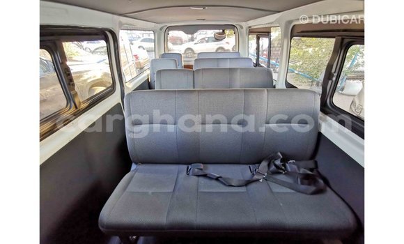 Sayi Imported Toyota Hiace White Mota in Import - Dubai a Ashanti Sayi Imported Toyota Hiace White Mota in Import - Dubai a Ashanti