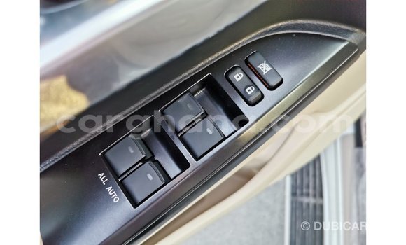 Buy Import Toyota Land Cruiser White Car in Import - Dubai in Ashanti Buy Import Toyota Land Cruiser White Car in Import - Dubai in Ashanti