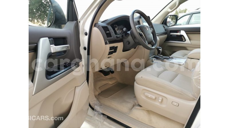 Big with watermark toyota land cruiser ashanti import dubai 35943