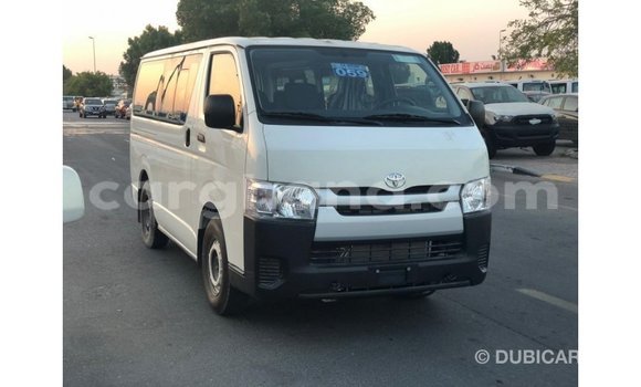 Sayi Imported Toyota Hiace White Mota in Import - Dubai a Ashanti Sayi Imported Toyota Hiace White Mota in Import - Dubai a Ashanti
