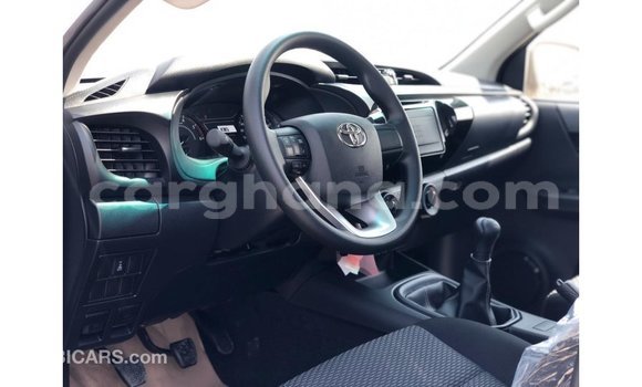 Ra Imported Toyota Hilux funfun Ọkọ̀ in Import - Dubai ni Ashanti Ra Imported Toyota Hilux funfun Ọkọ̀ in Import - Dubai ni Ashanti