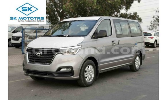 Buy Import Hyundai Accent Other Car in Import - Dubai in Ashanti Buy Import Hyundai Accent Other Car in Import - Dubai in Ashanti