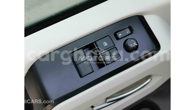 Big with watermark toyota hiace ashanti import dubai 35992