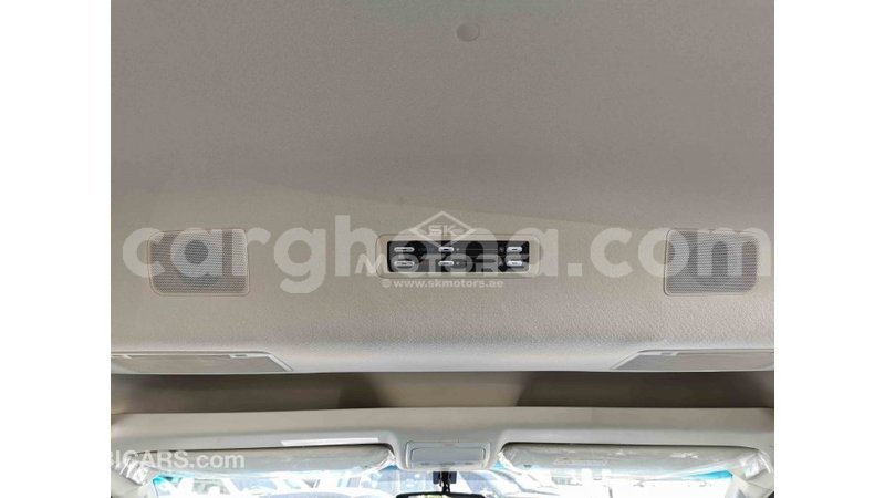 Big with watermark toyota hiace ashanti import dubai 35992