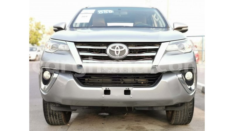 Big with watermark toyota fortuner ashanti import dubai 36001