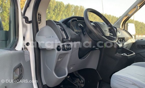 Buy Import FORD MUSTANG White Car in Import - Dubai in Ashanti Buy Import FORD MUSTANG White Car in Import - Dubai in Ashanti