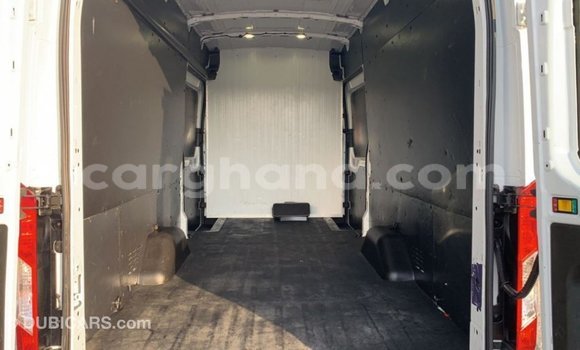 Buy Import FORD MUSTANG White Car in Import - Dubai in Ashanti Buy Import FORD MUSTANG White Car in Import - Dubai in Ashanti