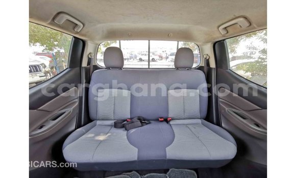 Sayi Imported Mitsubishi L200 White Mota in Import - Dubai a Ashanti Sayi Imported Mitsubishi L200 White Mota in Import - Dubai a Ashanti