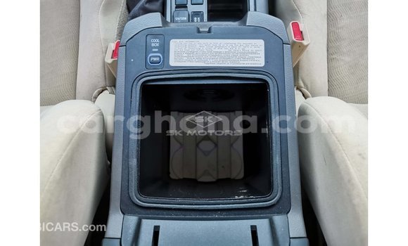 Buy Import Toyota Prado White Car in Import - Dubai in Ashanti Buy Import Toyota Prado White Car in Import - Dubai in Ashanti