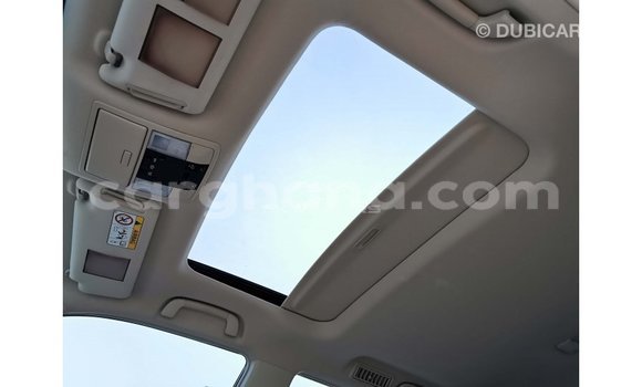 Buy Import Toyota Prado White Car in Import - Dubai in Ashanti Buy Import Toyota Prado White Car in Import - Dubai in Ashanti