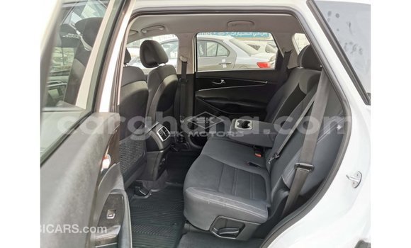 Buy Import Kia Sorento White Car in Import - Dubai in Ashanti Buy Import Kia Sorento White Car in Import - Dubai in Ashanti