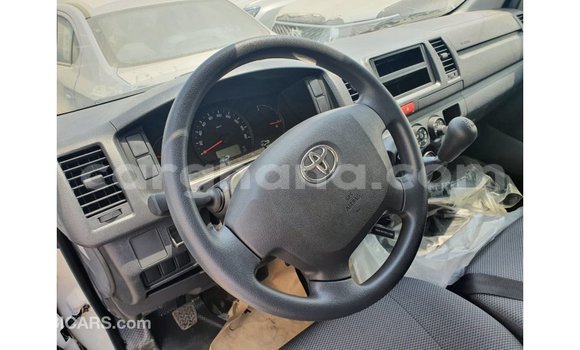 Ra Imported Toyota Hiace funfun Ọkọ̀ in Import - Dubai ni Ashanti Ra Imported Toyota Hiace funfun Ọkọ̀ in Import - Dubai ni Ashanti