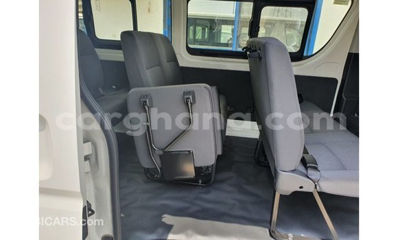 Ra Imported Toyota Hiace funfun Ọkọ̀ in Import - Dubai ni Ashanti Ra Imported Toyota Hiace funfun Ọkọ̀ in Import - Dubai ni Ashanti