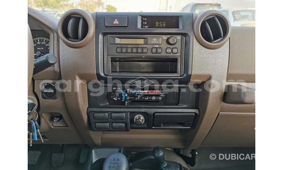 Ra Imported Toyota Land Cruiser Alagara Ọkọ̀ in Import - Dubai ni Ashanti Ra Imported Toyota Land Cruiser Alagara Ọkọ̀ in Import - Dubai ni Ashanti