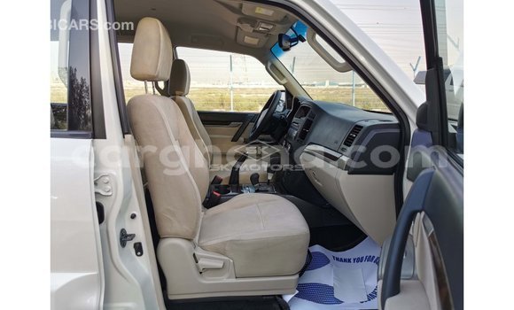 Buy Import Mitsubishi Pajero White Car in Import - Dubai in Ashanti Buy Import Mitsubishi Pajero White Car in Import - Dubai in Ashanti
