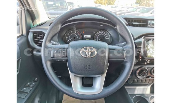 Buy Import Toyota Hilux White Car in Import - Dubai in Ashanti Buy Import Toyota Hilux White Car in Import - Dubai in Ashanti