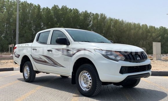 Ra Imported Mitsubishi L200 funfun Ọkọ̀ in Import - Dubai ni Ashanti Ra Imported Mitsubishi L200 funfun Ọkọ̀ in Import - Dubai ni Ashanti