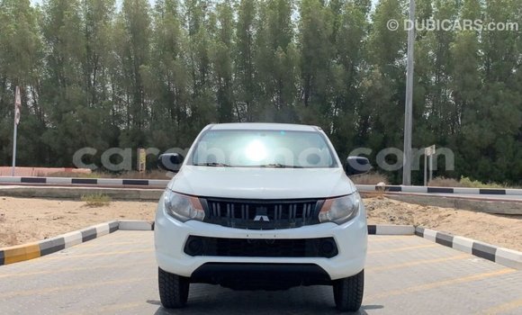 Ra Imported Mitsubishi L200 funfun Ọkọ̀ in Import - Dubai ni Ashanti Ra Imported Mitsubishi L200 funfun Ọkọ̀ in Import - Dubai ni Ashanti
