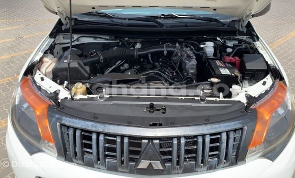 Ra Imported Mitsubishi L200 funfun Ọkọ̀ in Import - Dubai ni Ashanti Ra Imported Mitsubishi L200 funfun Ọkọ̀ in Import - Dubai ni Ashanti