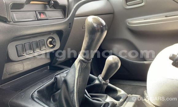 Ra Imported Mitsubishi L200 funfun Ọkọ̀ in Import - Dubai ni Ashanti Ra Imported Mitsubishi L200 funfun Ọkọ̀ in Import - Dubai ni Ashanti