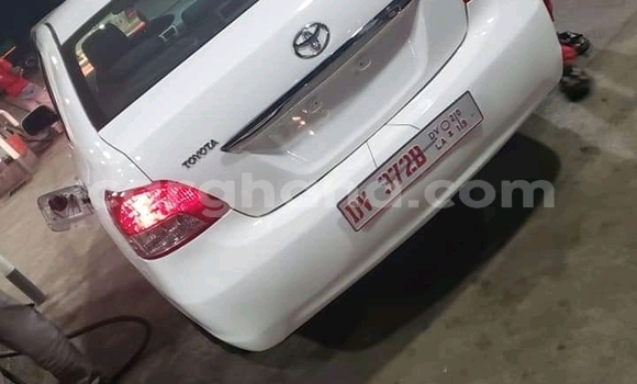 Buy Used Toyota Corolla White Car in Accra in Greater Accra Buy Used Toyota Corolla White Car in Accra in Greater Accra