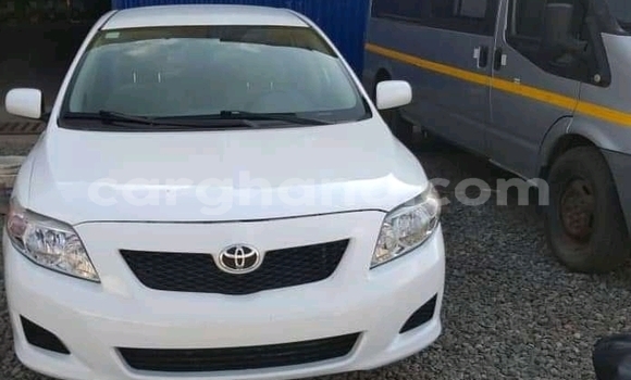 Buy Used Toyota Corolla White Car in Accra in Greater Accra