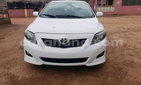 Buy Used Toyota Corolla White Car in Accra in Greater Accra