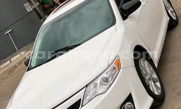 Buy Used Toyota Corolla White Car in Accra in Greater Accra