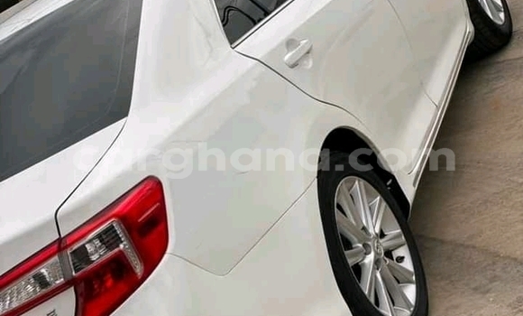 Buy Used Toyota Corolla White Car in Accra in Greater Accra Buy Used Toyota Corolla White Car in Accra in Greater Accra