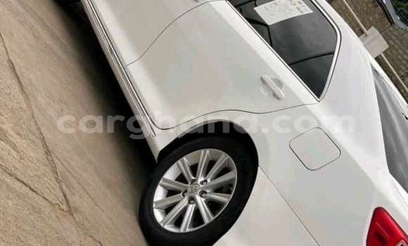 Buy Used Toyota Corolla White Car in Accra in Greater Accra Buy Used Toyota Corolla White Car in Accra in Greater Accra