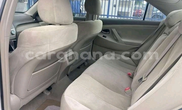Buy Used Toyota Camry White Car in Accra in Greater Accra Buy Used Toyota Camry White Car in Accra in Greater Accra