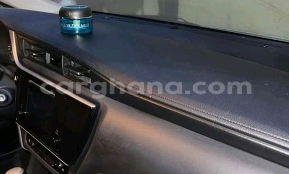 Ra Àlòkù Toyota Corolla funfun Ọkọ̀ in Accra ni Greater Accra Ra Àlòkù Toyota Corolla funfun Ọkọ̀ in Accra ni Greater Accra