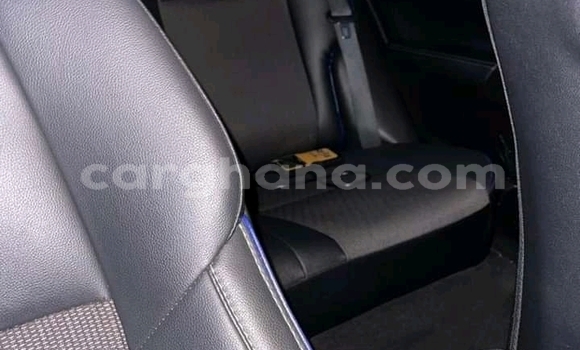 Ra Àlòkù Toyota Corolla funfun Ọkọ̀ in Accra ni Greater Accra Ra Àlòkù Toyota Corolla funfun Ọkọ̀ in Accra ni Greater Accra